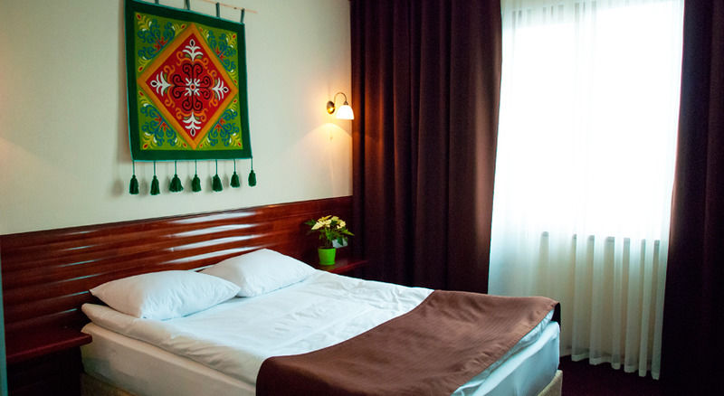Green City Hotel Bichkek Extérieur photo