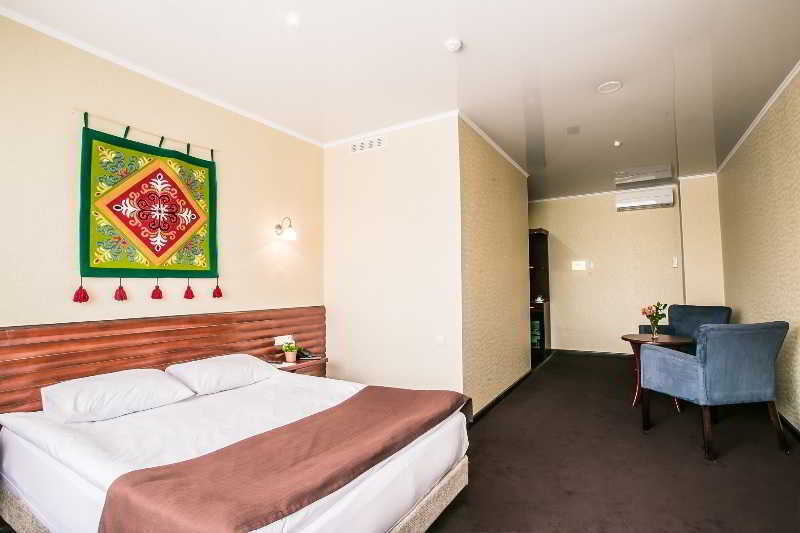 Green City Hotel Bichkek Extérieur photo