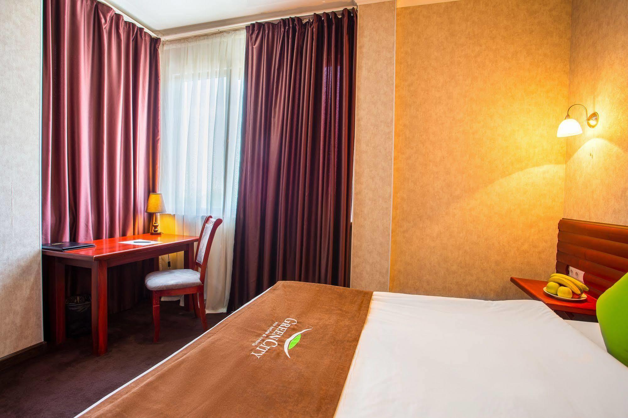 Green City Hotel Bichkek Extérieur photo