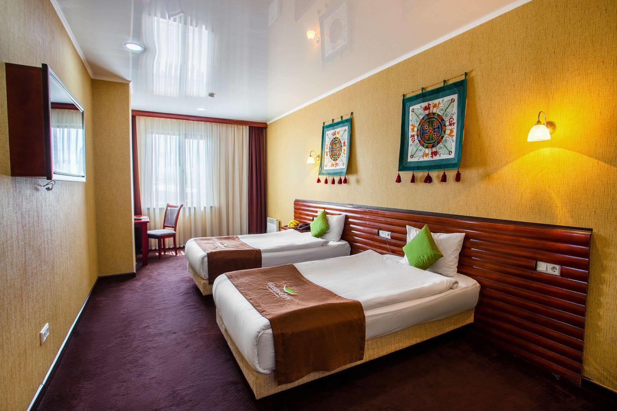 Green City Hotel Bichkek Extérieur photo